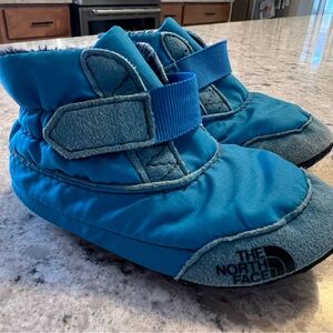 The North Face Kids Blue Slippers